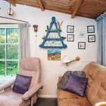 2 Person In Casa de Férias *